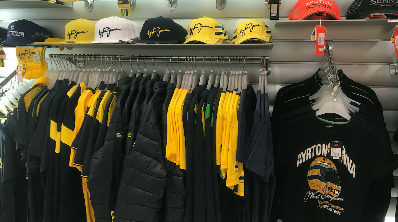 teaser_merch